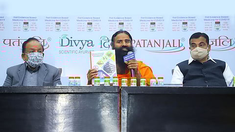 कोरोनीलच्या विक्रीवर महाराष्ट्रात बंदी, गृहमंत्री अनिल देशमुख यांचा निर्णय