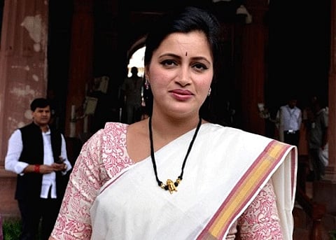 खासदार नवनीत राणा यांना अॅसिड हल्ल्याची धमकी