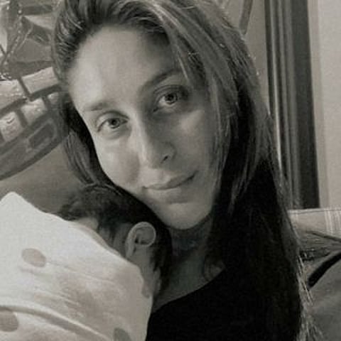 महिला दिना’च्या निमित्ताने करीनाने शेअर केला दुसऱ्या बाळाचा फोटो