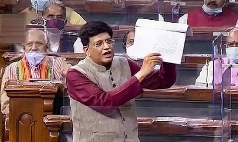 … तर रेल्वे खाजगीकरणाला विरोध का ? – गोयल यांचा विरोधकांना सवाल