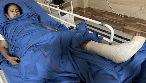 Mamata Banerjee Accident : “ममता बॅनर्जींवर हल्ल्याचे पुरावे नाहीत” – निवडणूक आयोग