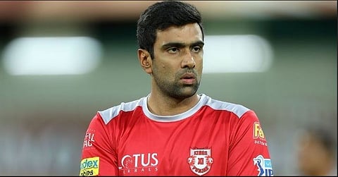 ‘या’ कारणामुळे दिल्ली कॅपिटल्सच्या आर. अश्विन घेतली आयपीएलमधून माघार