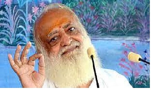 आसाराम बापूला कोरोनाची लागण; रुग्णालयात दाखल