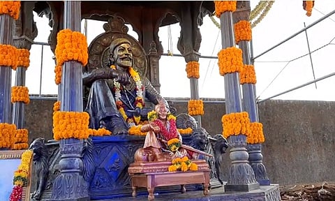 किल्ले रायगडावर बुधवारी तिथीनुसार शिवराज्याभिषेक सोहळा , परिसराला पोलीस छावणीचे स्वरुप …