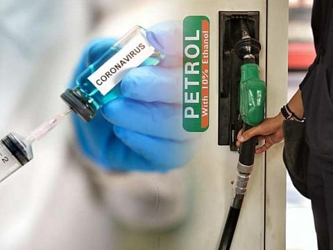 “लस घ्या आणि मिळवा पेट्रोल मोफत” अनोख्या जाहीरातीमुळे लांबच लांब रांगा