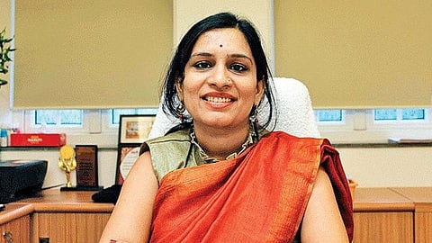 IAS Officer Transfer : राज्यात 5 आयएएस अधिकाऱ्यांच्या बदल्या