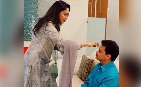 माधुरी दीक्षितचं रक्षाबंधन