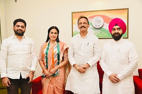 अभिनेत्री काम्या पंजाबीचा काँग्रेसमध्ये प्रवेश