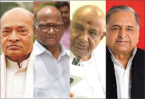 शरद पवार, मुलायमसिंग, जयललिता यांच्याबद्दलच्या “अॅटम बॉम्ब” फाइल्स, PMO तील माजी अधिकाऱ्याचा खळबळजनक खुलासा!