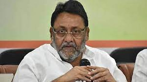 तुमच्या मालकांना घाबरत नाही म्हणत नवाब मलिकांची ED वर टीका