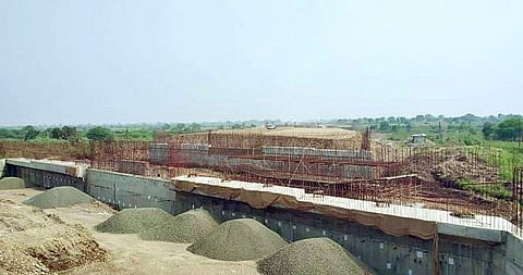 समृद्धी महामार्गाचे काम करणाऱ्या मॉन्टेकार्लो कंपनीला तब्बल ३२८ कोटी रुपयांचा दंड