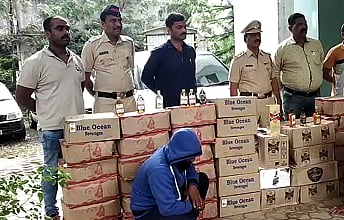 गोवा बनावटीची विदेशी दारू पकडली; कोल्हापूर भरारी पथकाची कारवाई