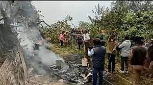 Army Chopper Crash | बिपीन रावत यांच्यासह प्रवास करणारे ‘हे’ आहेत 9 बडे अधिकारी