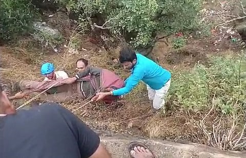 साताऱ्यात युवक पडला दरीत; आ. शिवेंद्रराजे रेस्क्यू टीमची धाव, 15 तासांच्या अथक प्रयत्नानंतर केले रेस्क्यू