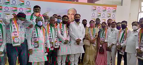 वर्ध्यात मनसेला धक्का; प्रदेश उपाध्यक्षासह 28 कार्यकर्त्यांचा राष्ट्रवादीत प्रवेश