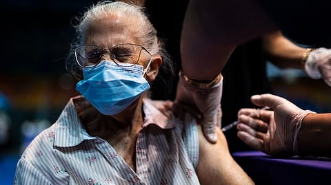 आरोग्य कर्मचारी, फ्रंटलाइन वर्करला आजपासून बूस्टर डोस