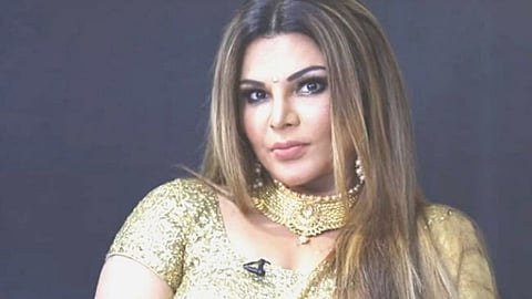 Video | राखी सावंतचा ‘सामी सामी’ गाण्यावरील भन्नाट डान्स एकदा पाहाच