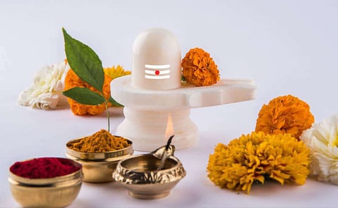 महाशिवरात्रीला इच्छापूर्तीसाठी भगवान शंकराची अशी करा पूजा