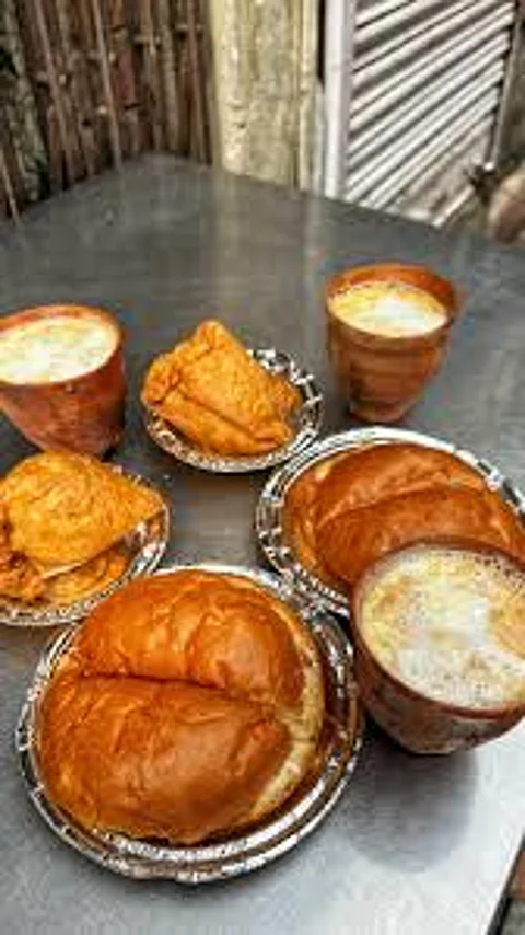 Ram Kewal Tea Stall Lucknow