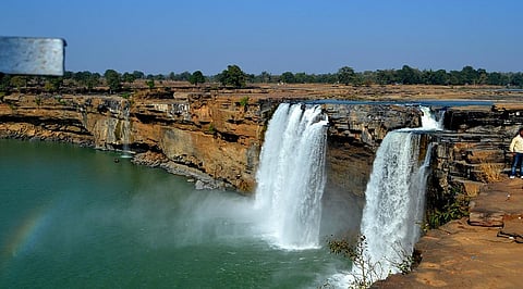 THIS Spiritual Town Near Lucknow Feels Like a Hill Retreat!