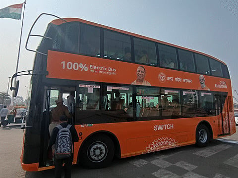 Lucknow-Kanpur Expressway Bus Service Now Operational