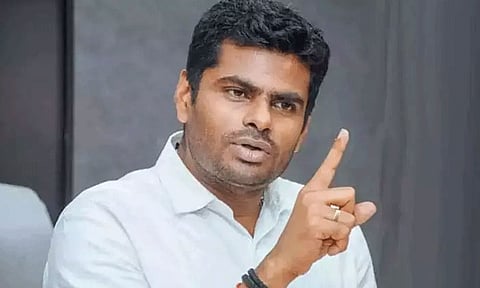 Petrol Diesel| தி.மு.க கூட்டணியினர் பீதியை கிளப்பியதால் பெட்ரோல் பங்க்குகளில் கூட்டம்- அண்ணாமலை