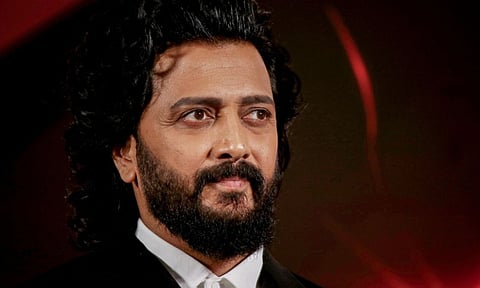 மகாராஷ்டிராவில் இந்தி முதலிடம்... மராத்தி 2-ம் இடம் - நடிகர் ரித்தேஷ் தேஷ்முக் ஆதங்கம்