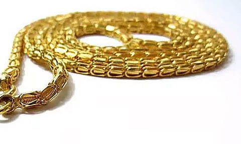 திருப்பதியில் ரூ.10 லட்சம் மதிப்பிலான தங்க செயினை விட்டு சென்ற சென்னை பக்தர்| Tirupati Temple