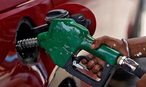 Petrol Price | ஈரான் போரால் அடுத்த அதிர்ச்சி... பிரீமியம் பெட்ரோல் விலை ரூ. 2 உயர்வு