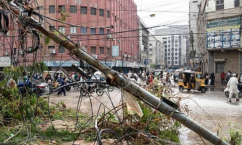 பாகிஸ்தானில் கொட்டித்தீர்த்த கனமழை- 21 பேர் பலி | Karachi