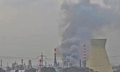 Iran War | இஸ்ரேலின் எண்ணெய் சுத்திகரிப்பு நிலையம் மீது ஏவுகணை வீச்சு