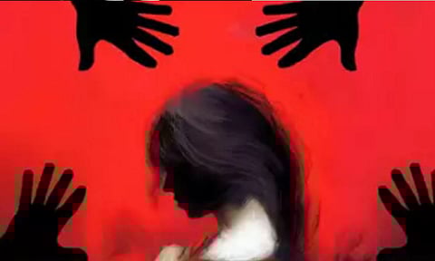 பாலியல் வன்கொடுமை செய்யப்பட்ட தாய்.. 17 வயது மகன் எடுத்த விபரீத முடிவு