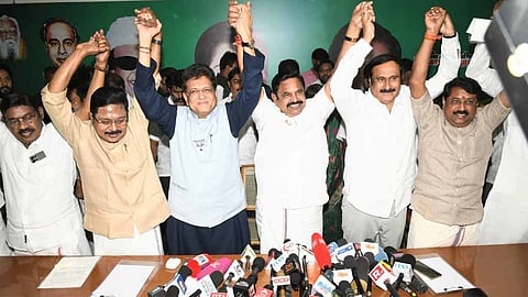 தமிழகம் வாழ வேண்டும் என்றால் தி.மு.க. வீழ வேண்டும்: தொகுதி உடன்பாட்டிற்குப் பிறகு எடப்பாடி பழனிசாமி பதிவு