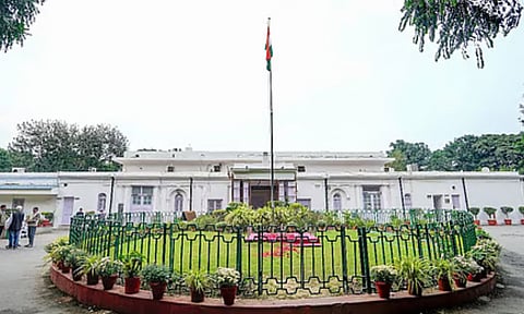 டெல்லி: 48 ஆண்டுகளாக காங்கிரஸ் தலைமையகமாக இருந்த இடத்தை காலி செய்ய மத்திய அரசு நோட்டீஸ் | Congress