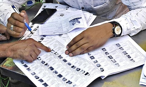 தமிழ்நாட்டில் வாக்காளர் பட்டியலில் பெயர் சேர்க்க 6.48 லட்சம்பேர் விண்ணப்பம்!