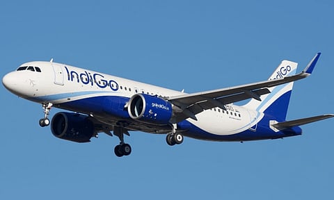 Indigo | நடுவானில் விமானத்தின் எமர்ஜன்சி எக்சிட் கதவை திறந்த பயணி - சொன்ன காரணம் தான் ஹைலைட்!