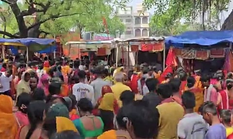 பீகாரில் கோயில் கூட்ட நெரிசலில் சிக்கி 8 பக்தர்கள் பலி... 10க்கும் மேற்பட்டோர் காயம்!