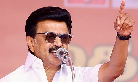 சென்னை ராஜீவ் காந்தி அரசு பொது மருத்துவமனைக் குழுவினரை பாராட்டிய முதலமைச்சர் மு.க.ஸ்டாலின்