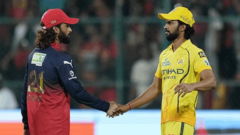 IPL 2026 | தொடரும் தோல்வி... 43 ரன்கள் வித்தியாசத்தில் சி.எஸ்.கே.-வை வீழ்த்தி ஆர்.சி.பி. அணி வெற்றி