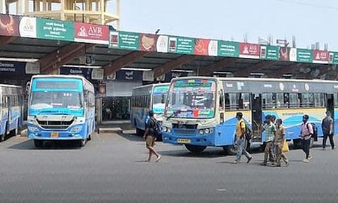 தமிழ் புத்தாண்டு தொடர் விடுமுறை: சென்னையில் இருந்து சிறப்பு பஸ்கள் இயக்கம்