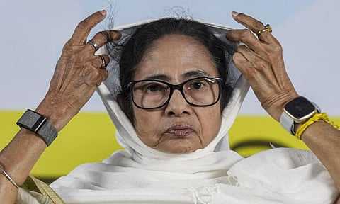 சொந்தமாக வீடு, நிலம், வாகனம் எதுவும் இல்லை - மம்தா பானர்ஜி சொத்து விவரம்