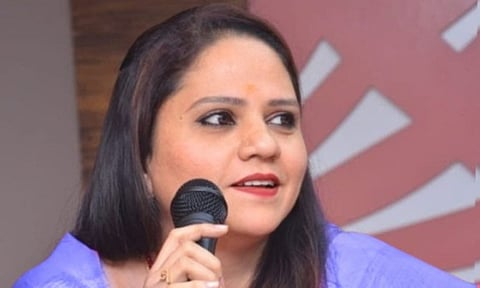 ‘சரிசெய்ய முடியாத அளவில் தமிழ்நாடு காங்கிரஸ் உள்ளது’: மகிளா காங்கிரஸ் தலைவர் பதவி விலகல்!