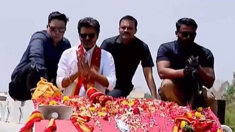 TN Assembly Election | காரைக்குடியில் விஜய் ரோடுஷோ