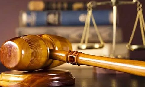 திருக்கனூரில் வாக்குச்சாவடி அருகே பிரசாரம் செய்த இந்தியா கூட்டணி கட்சியை சேர்ந்த 4 பேர் மீது போலீசார் வழக்கு