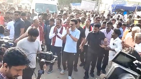 TN Assembly Election | விராலிமலையில் வாக்கிங் சென்று வாக்கு சேகரித்த முதலமைச்சர் மு.க.ஸ்டாலின்