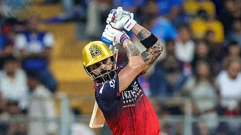 IPL 2026 | மும்பை அணிக்கு எதிராக சம்பவம் செய்த கிங் கோலி - கிறிஸ் கெயில் சாதனை முறியடித்து அசத்தல்