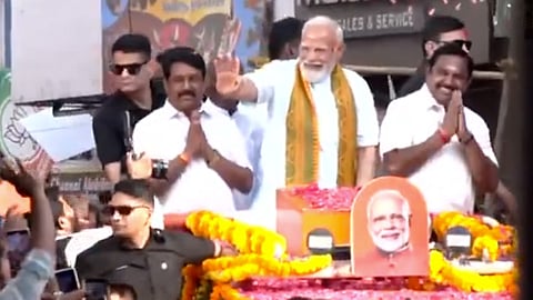 நாகர்கோவிலில் NDA கூட்டணி வேட்பாளர்களை ஆதரித்து பிரதமர் மோடி ரோடு ஷோ