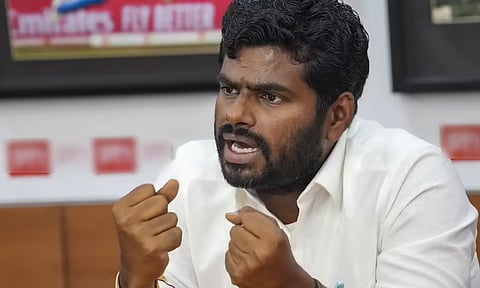 மீஞ்சூரில் கல்லூரி மாணவிக்கு அரிவாள் வெட்டு: அண்ணாமலை கடும் கண்டனம்