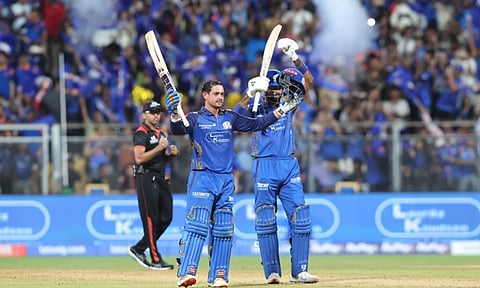 சதம் விளாசிய டி காக்... 196 ரன்களை வெற்றி இலக்காக நிர்ணயித்த மும்பை - வெற்றிக்கணக்கை தொடருமா பஞ்சாப்?