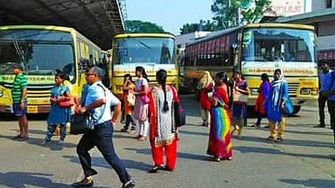 தேர்தல் வாக்குப்பதிவு நாளில் சாதாரண பஸ்களில் கட்டணமில்லாமல் பயணிக்கலாம்- சேலம் கலெக்டர் அறிவிப்பு